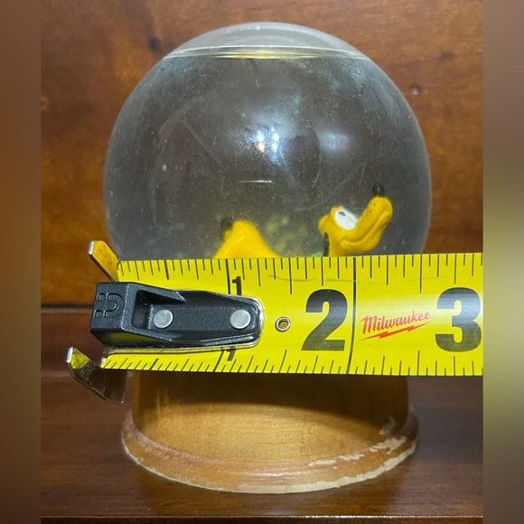 NE The First Limited Edition Disney Crystal Snow Globe Collection PLUTO - Picture 9 of 10